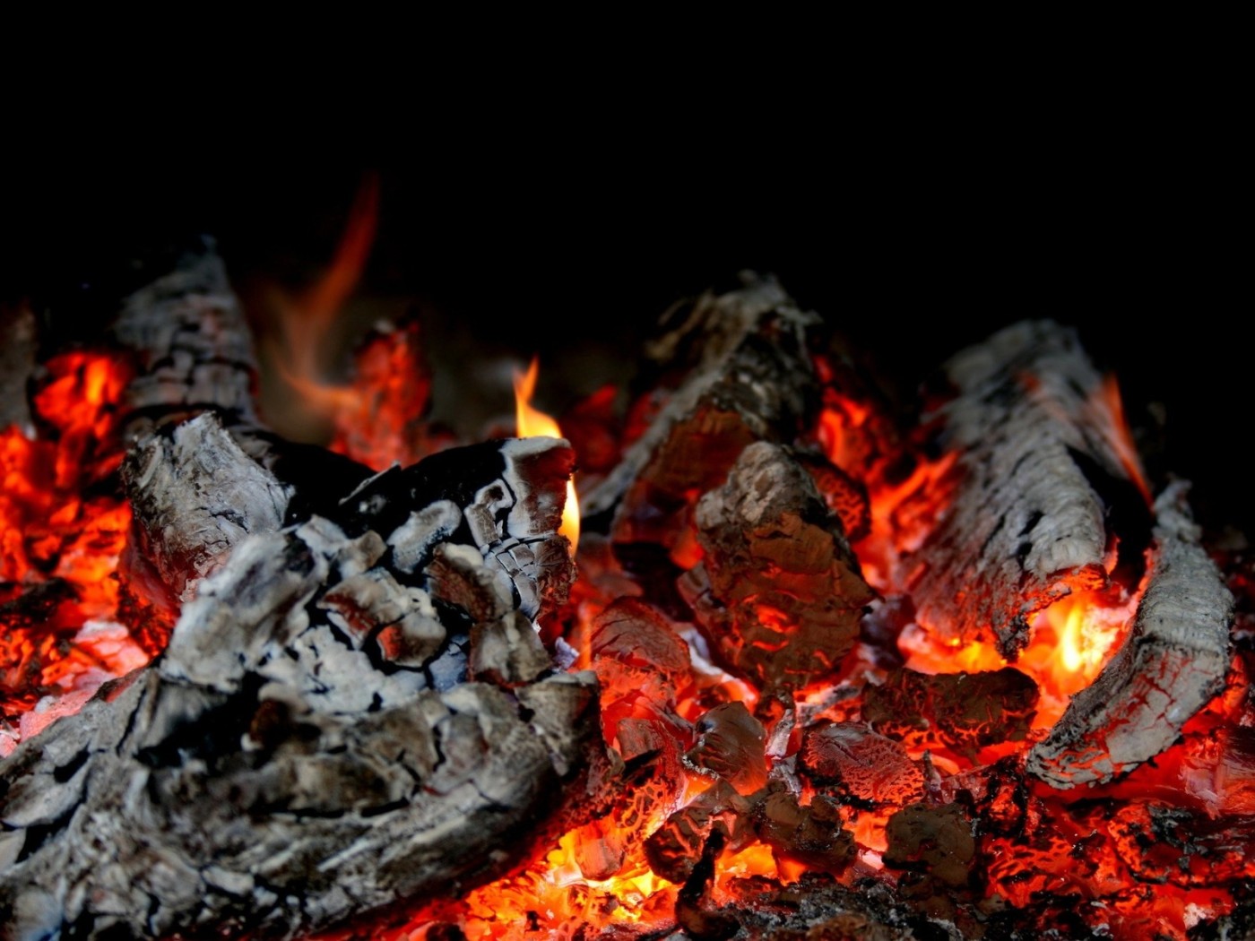 Тлеющий костер