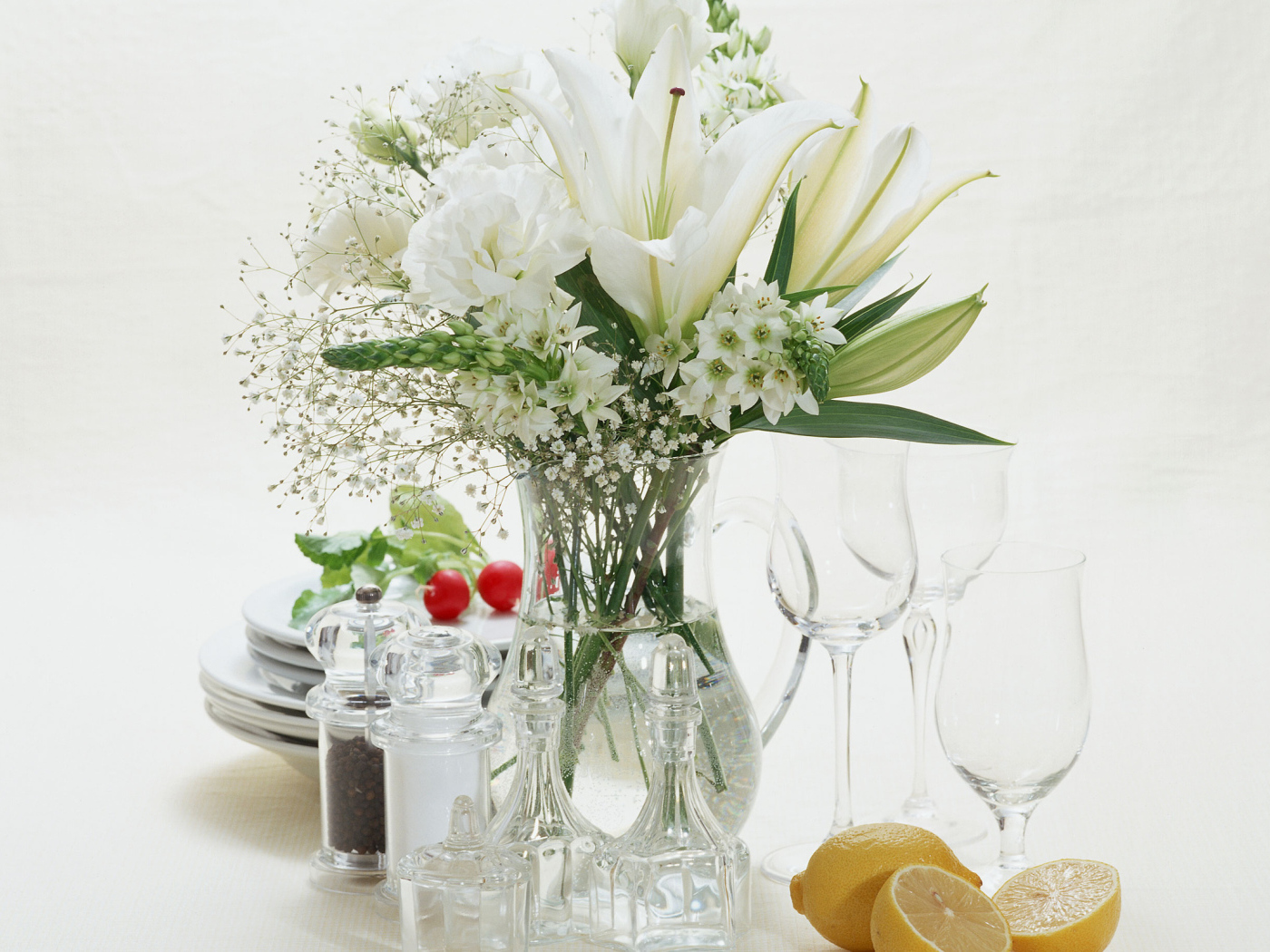 Цветочки в вазе