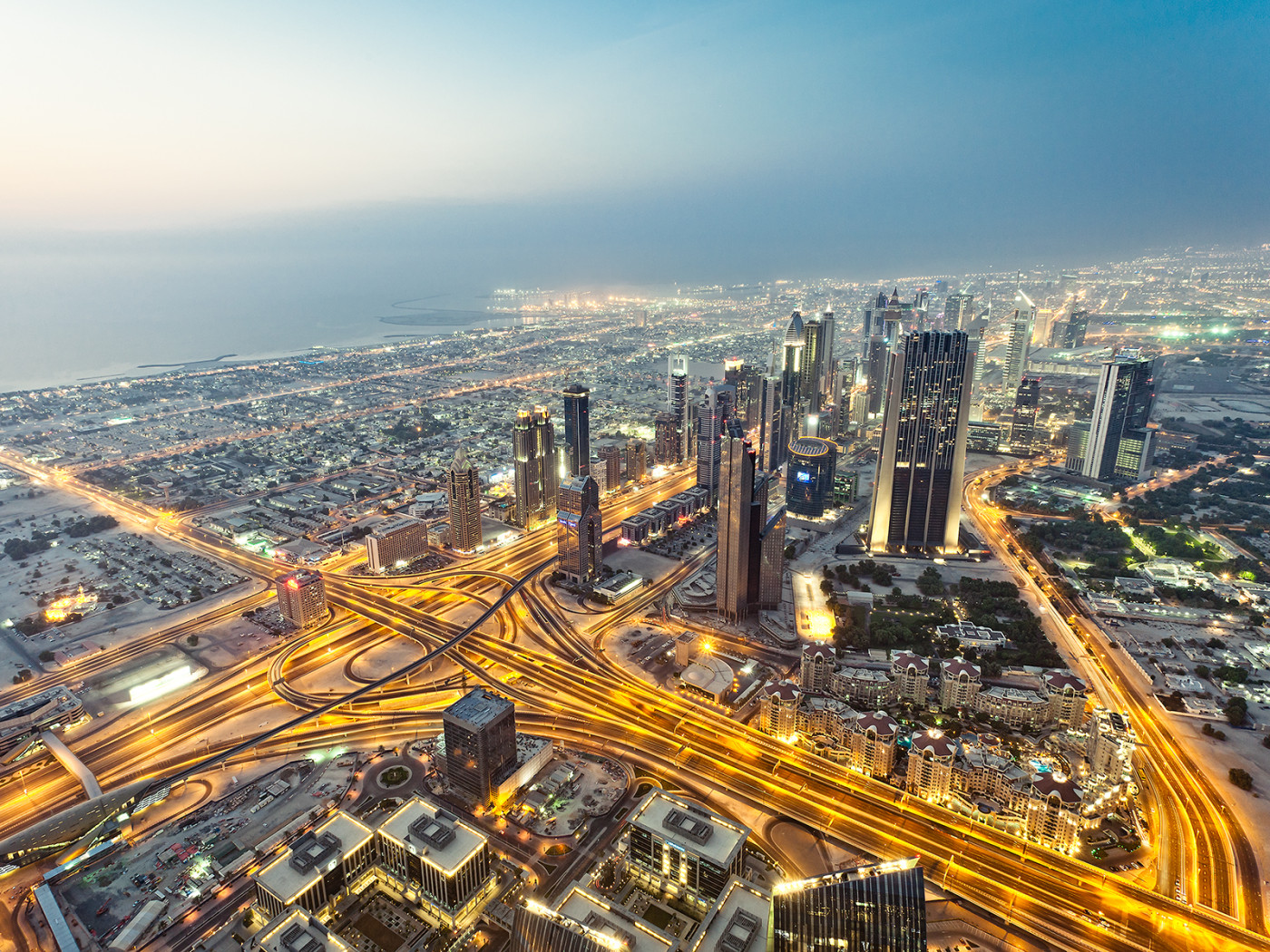 Дубаи - вечерняя панорама