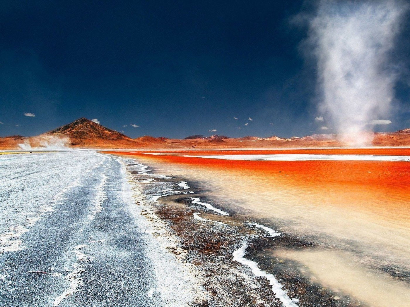 Оранжевый пляж