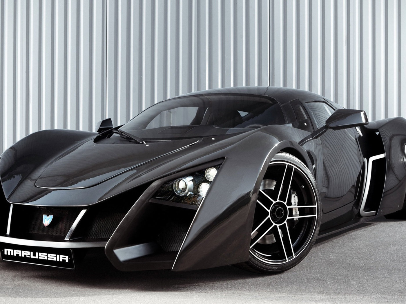 Суперкар Маруся экзотический автомобиль