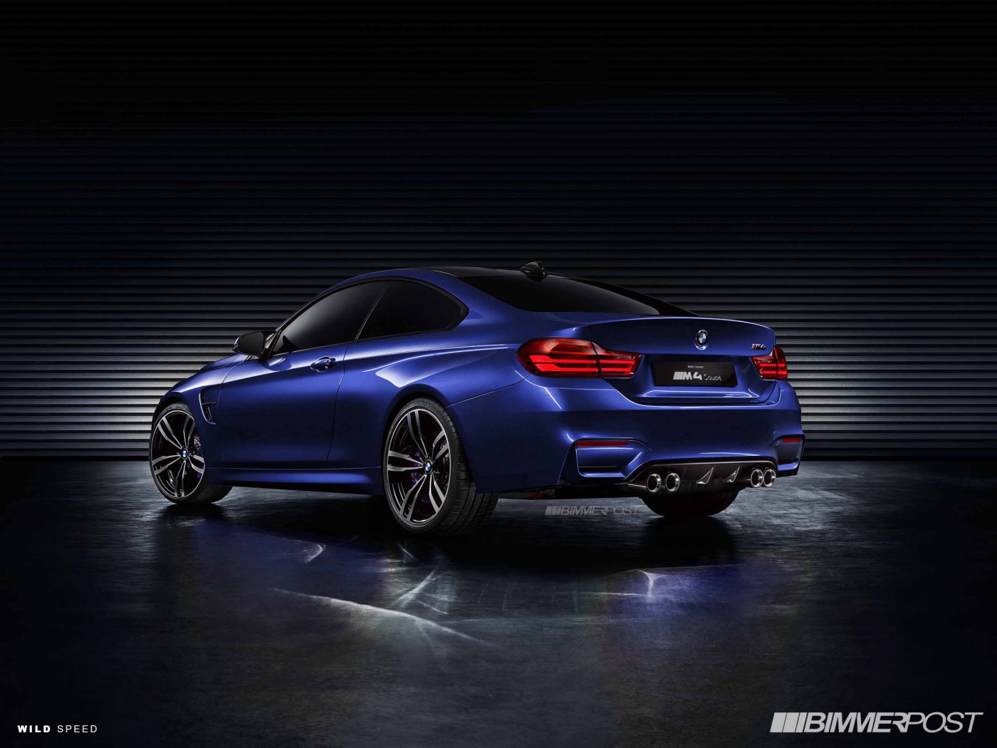 Синий BMW M4 купе