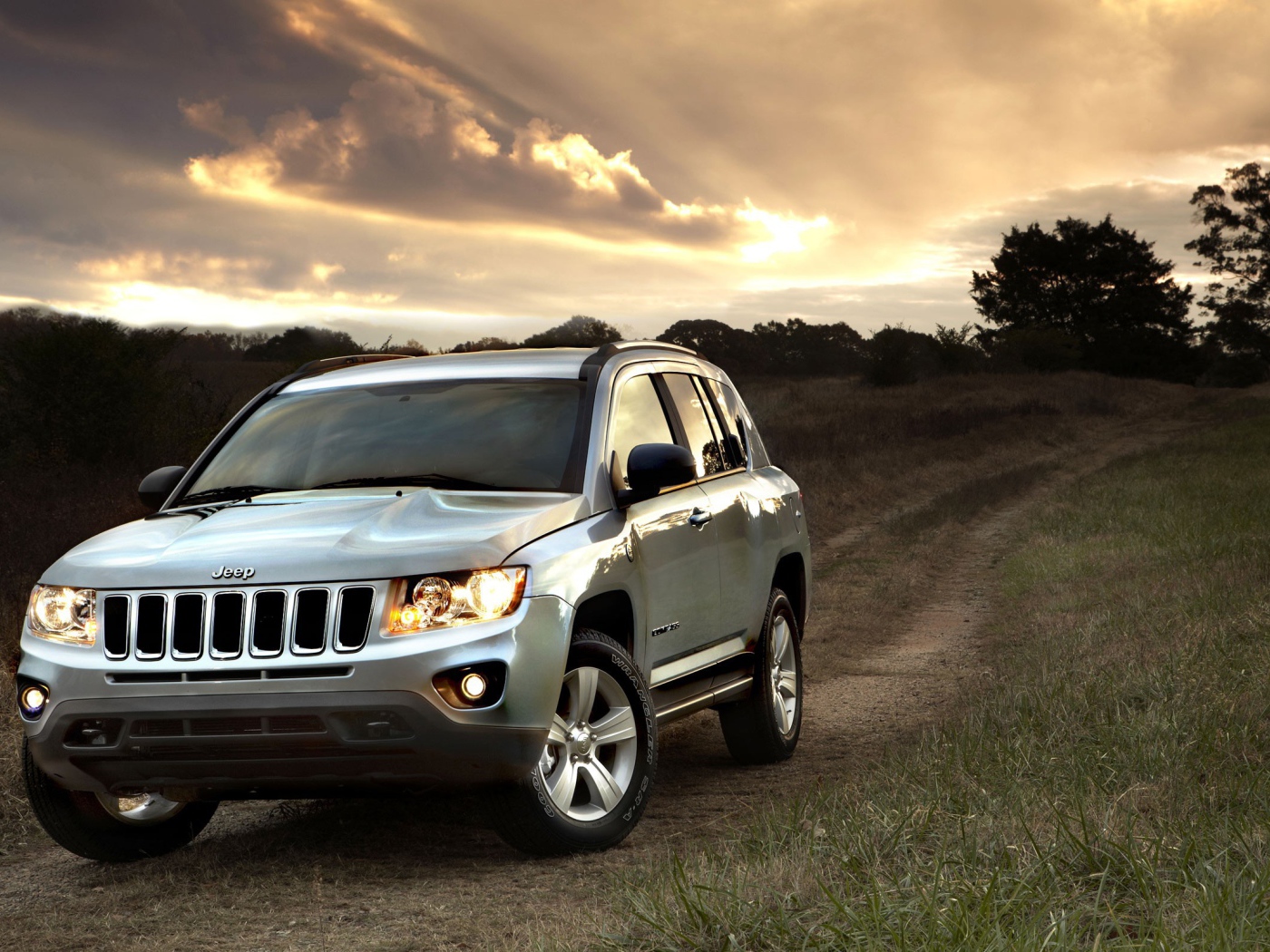 Джип Компас