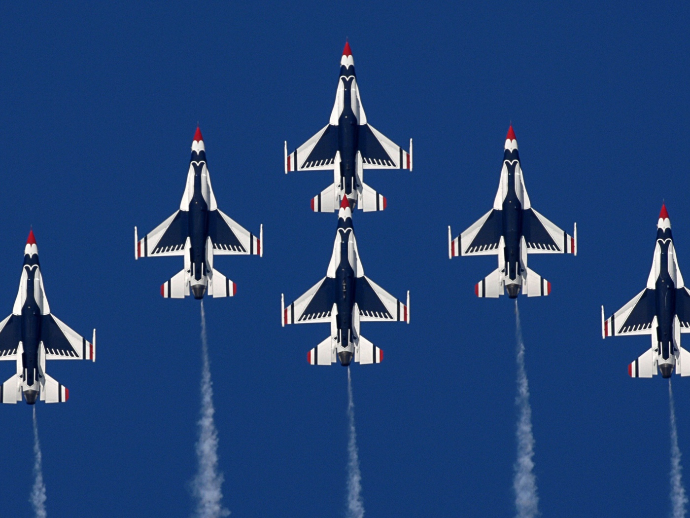 Самолеты F-16 Fighting Falcon