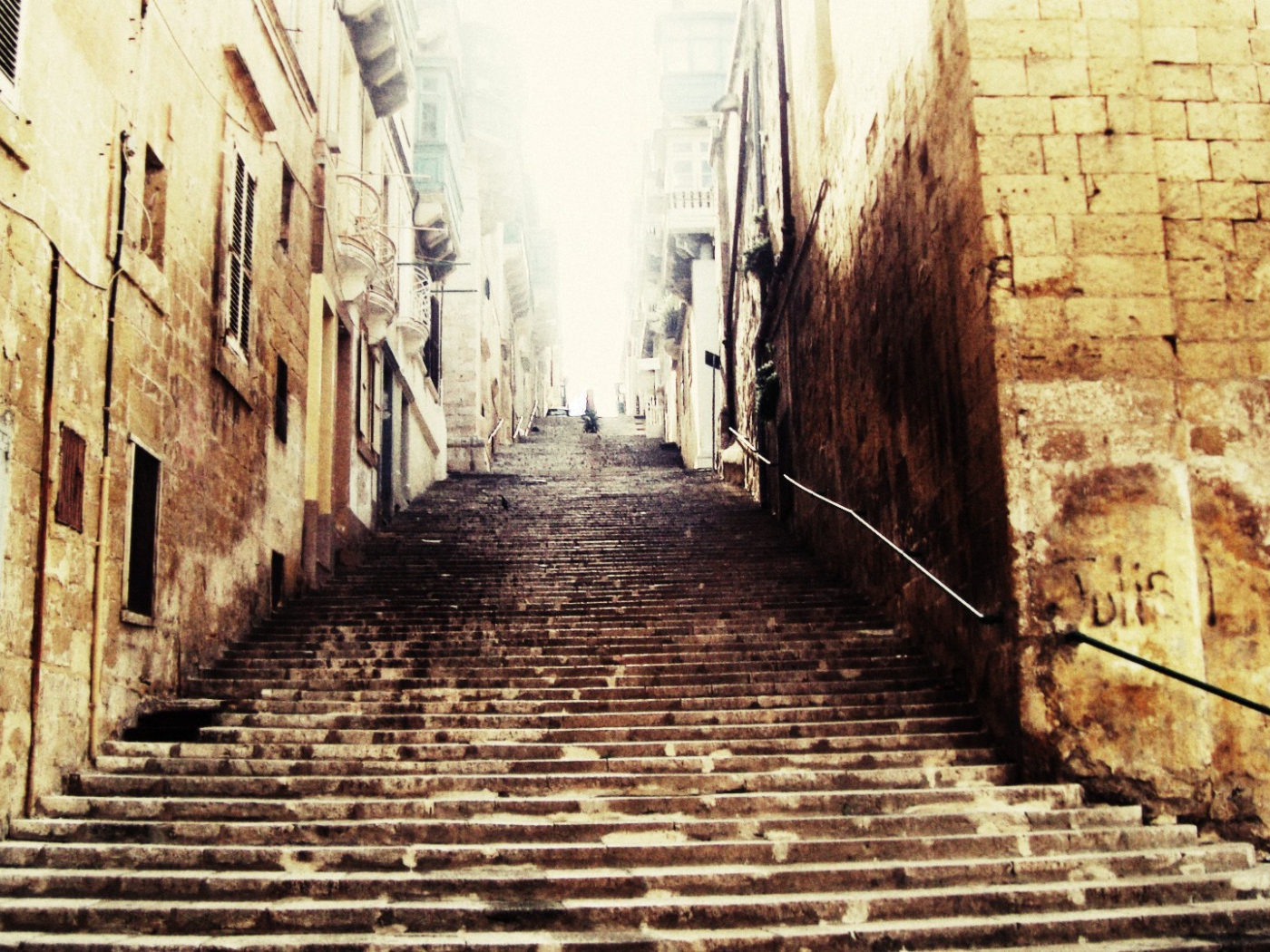 Лестница на улице