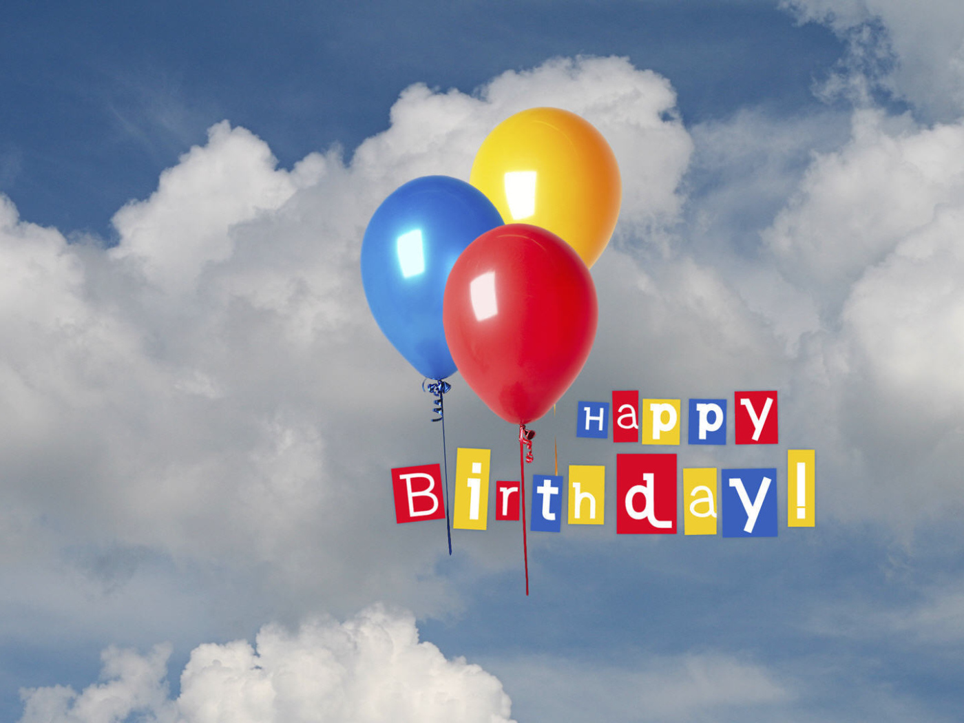 Шары в небе на день рождения