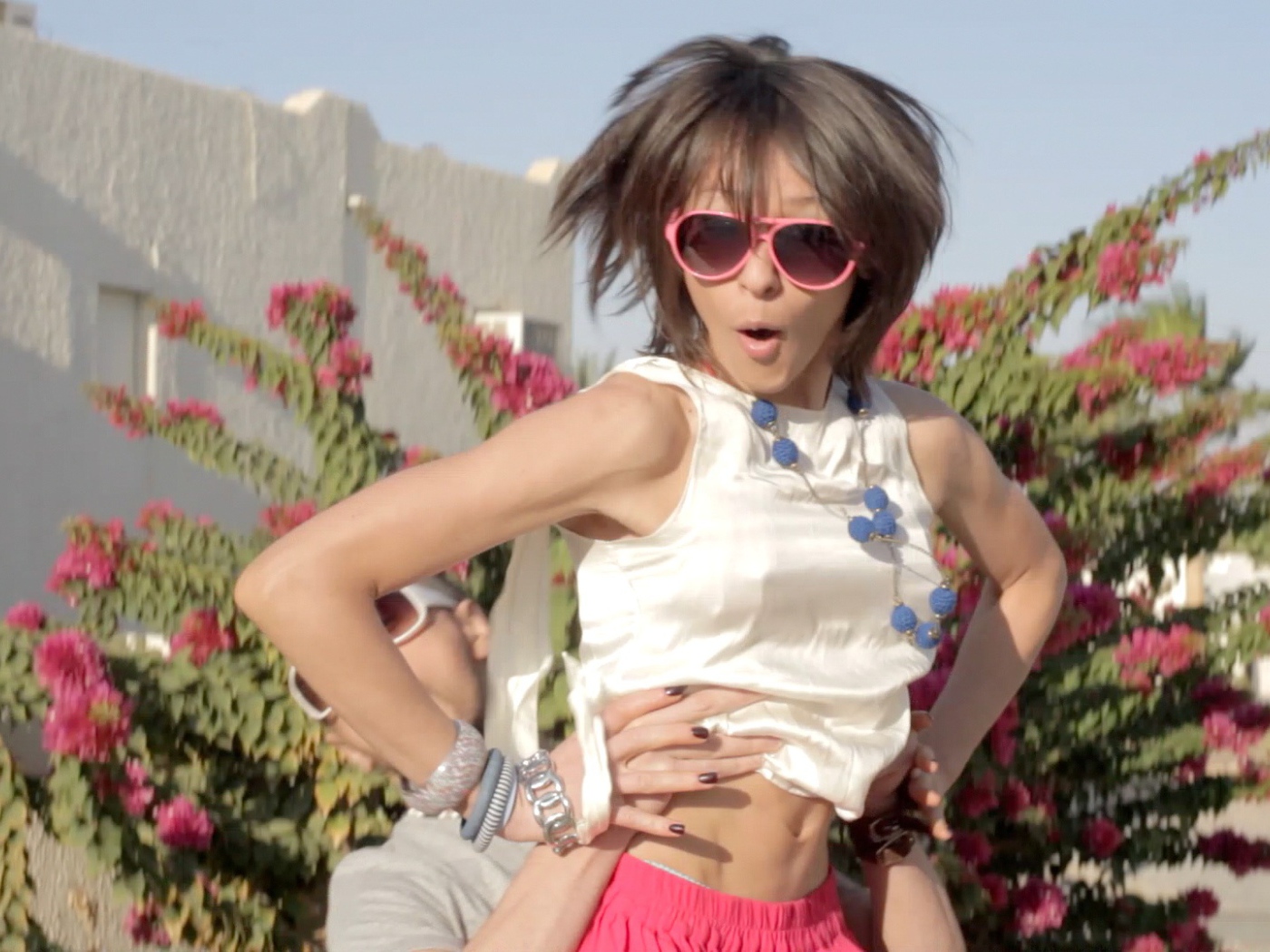 Iowa веселая в очках