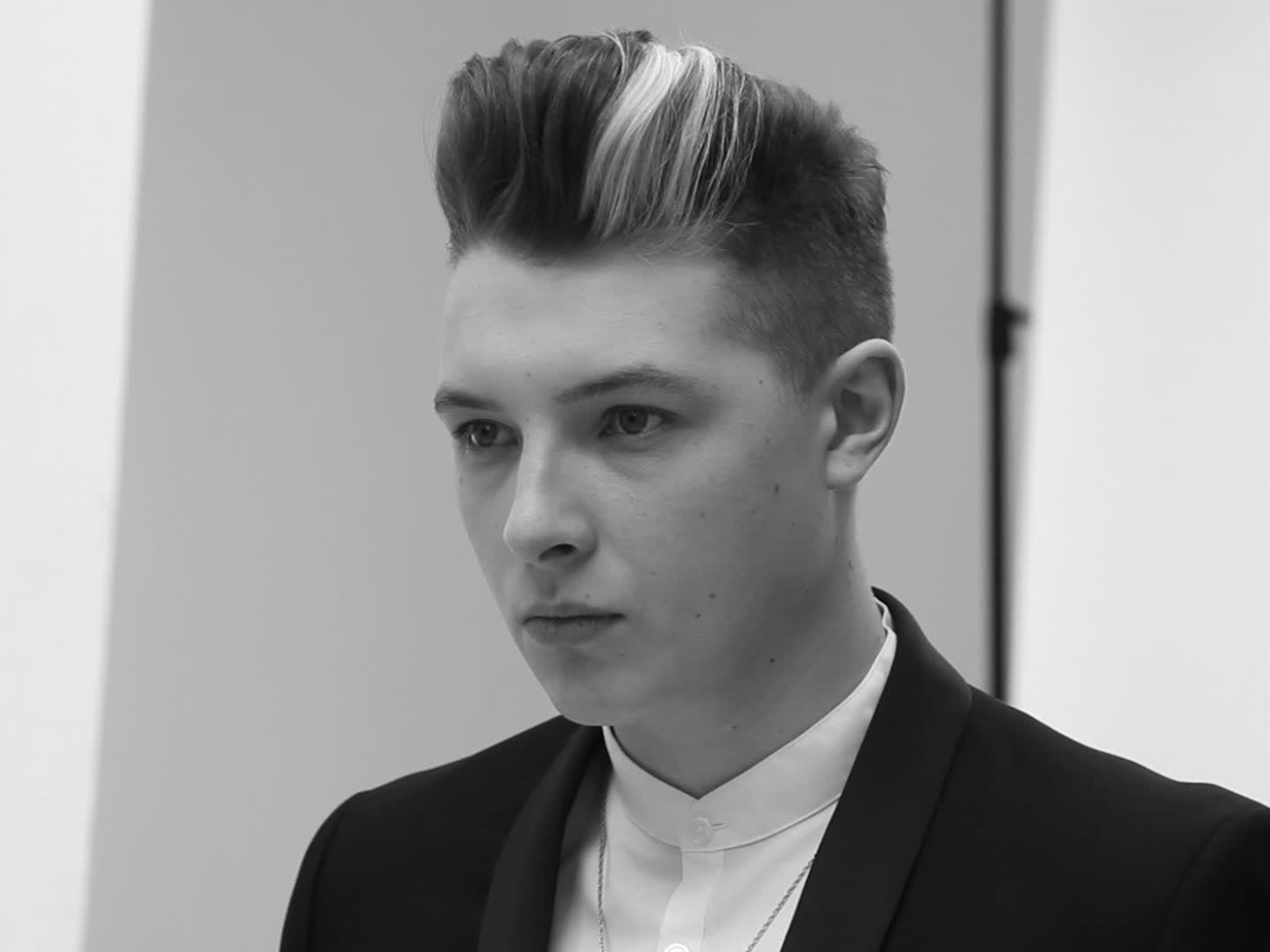 Певец John Newman