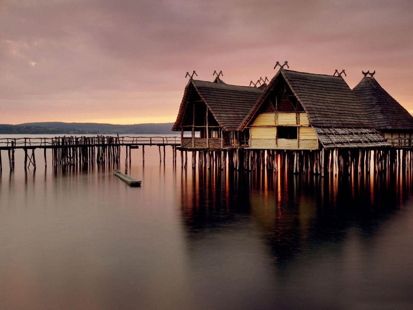 Дом на озере