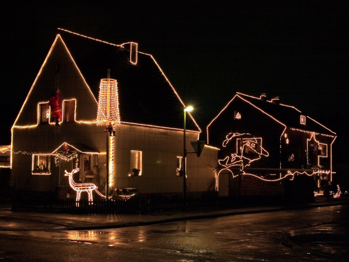 Гирлянды уличные