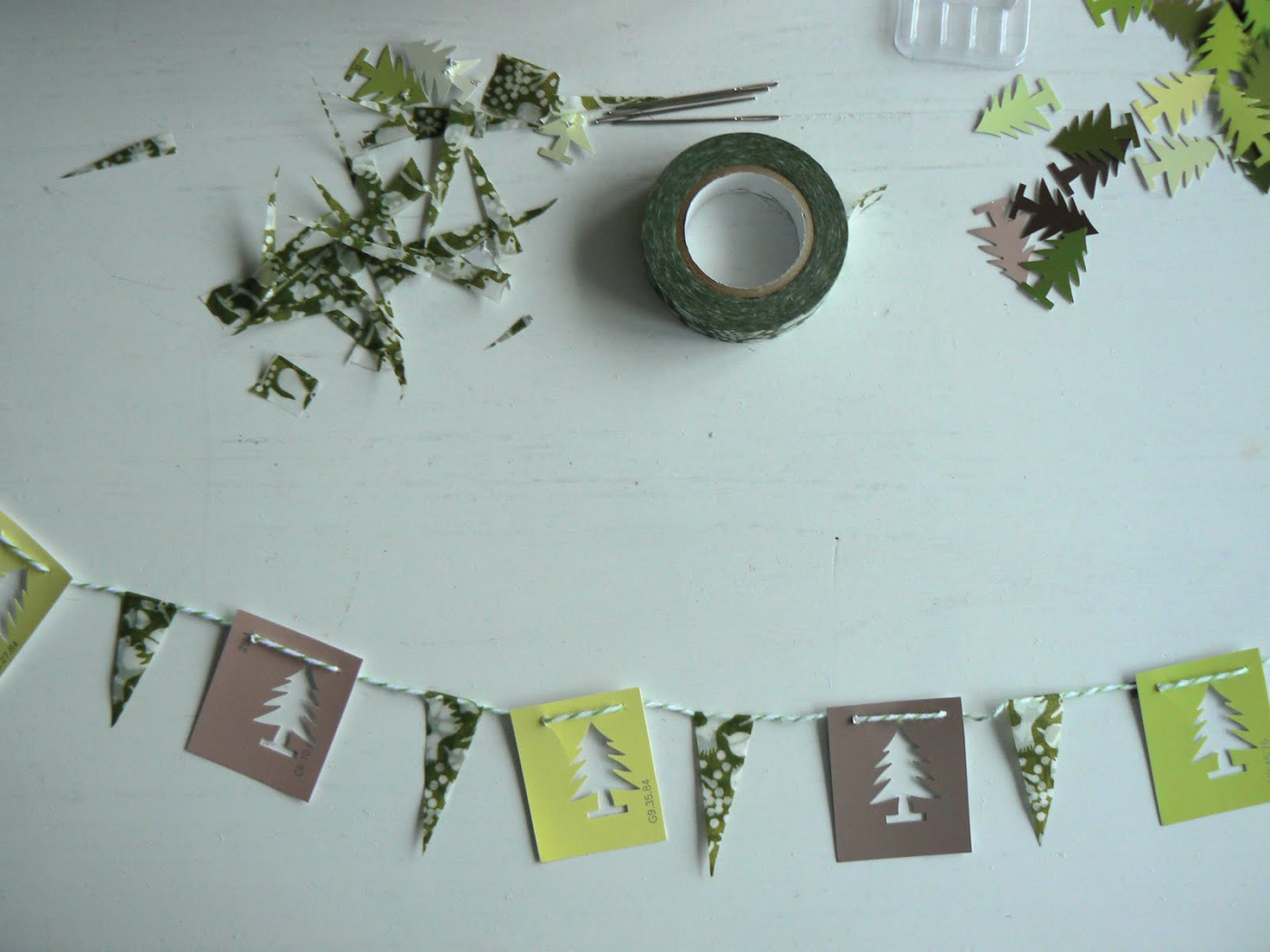 Бумажные гирлянды своими руками