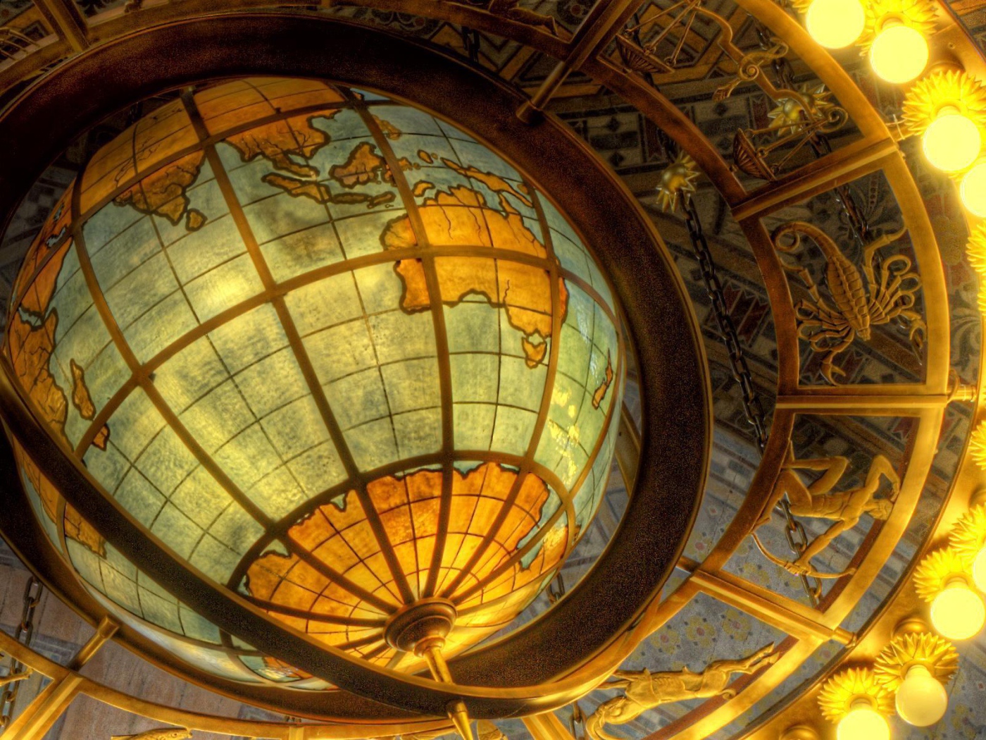 Глобус и знаки зодиака