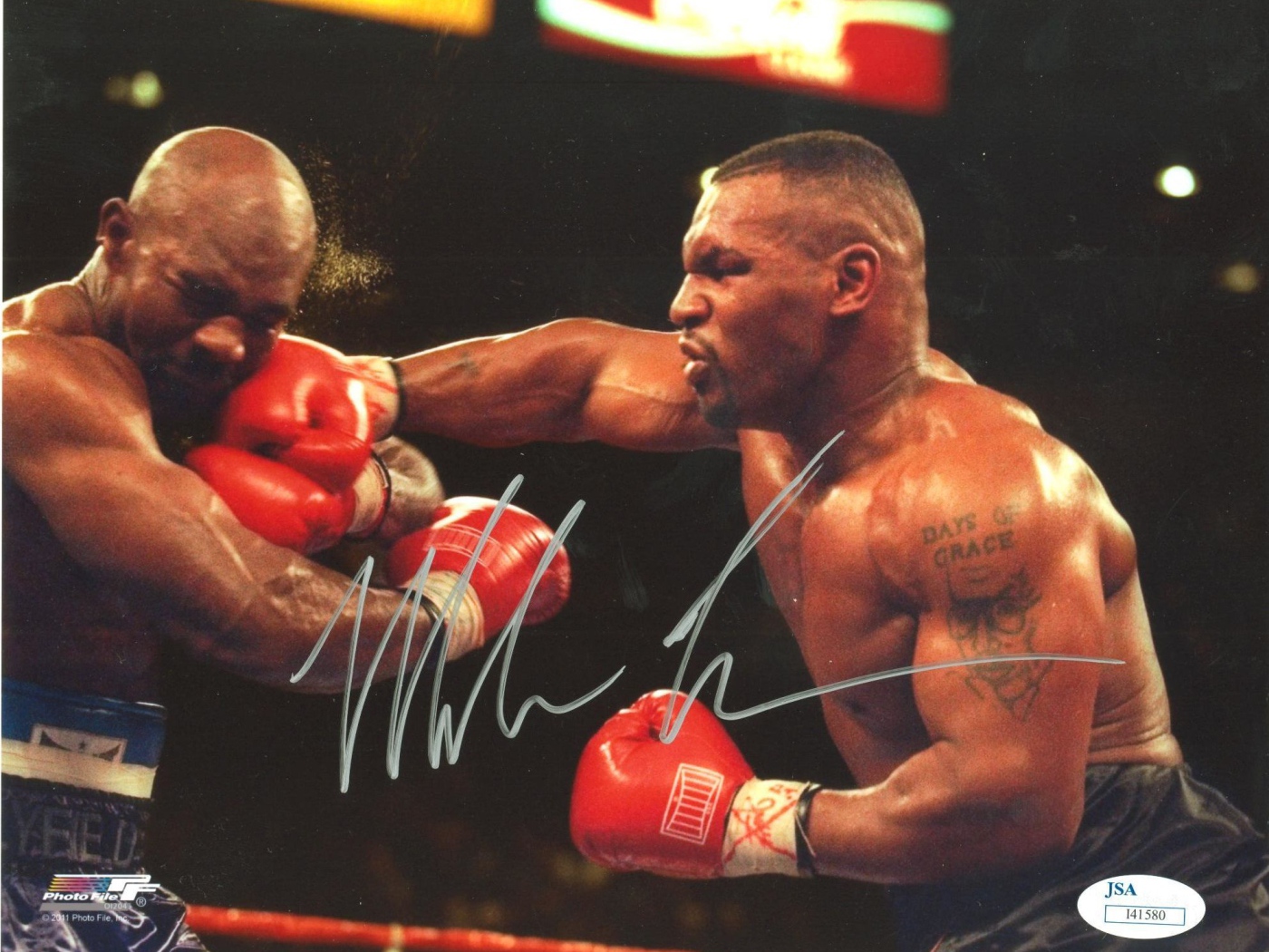 Майк Тайсон в середине боя