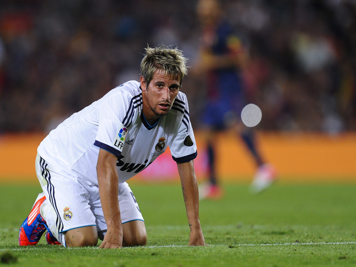 Лучший защитник Реал Мадрид Фабио Коэнтрау на коленях