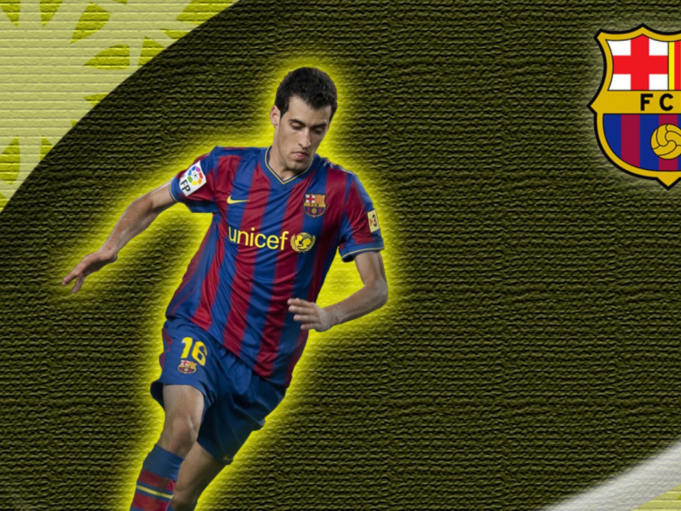 Футболист Барселоны Серхио Бускетс на желтом фоне