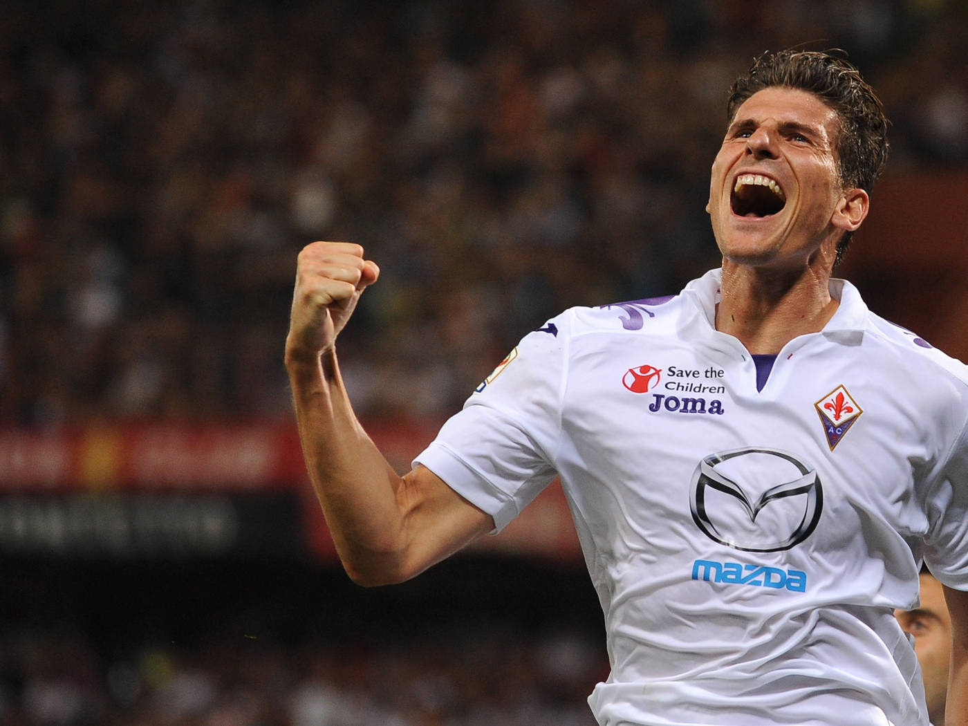 Нападающий Фиорентины Марио Гомес