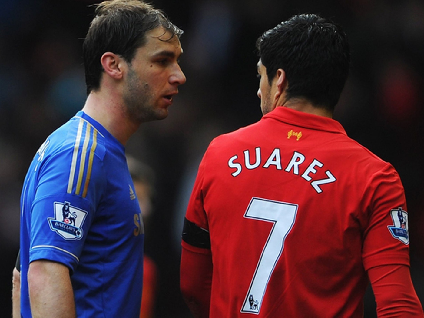 Игрок номер 7 из Ливерпуля Луис Суарес