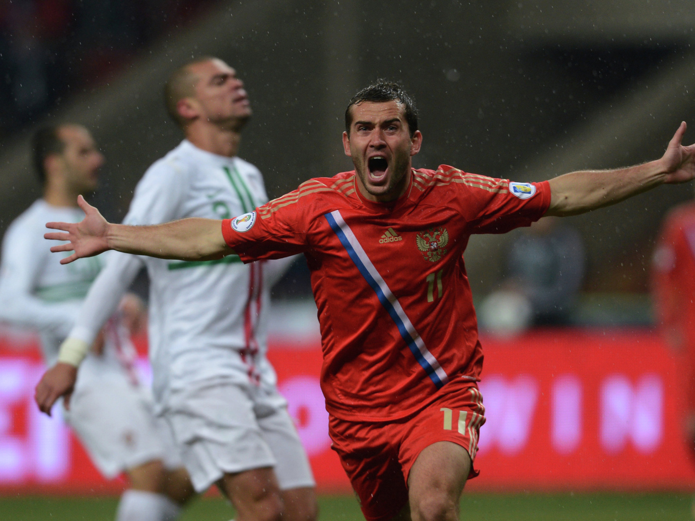 Игрок Зенита Александр Кержаков в сборной России