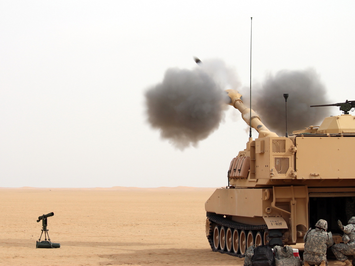 Выстрел из гаубицы