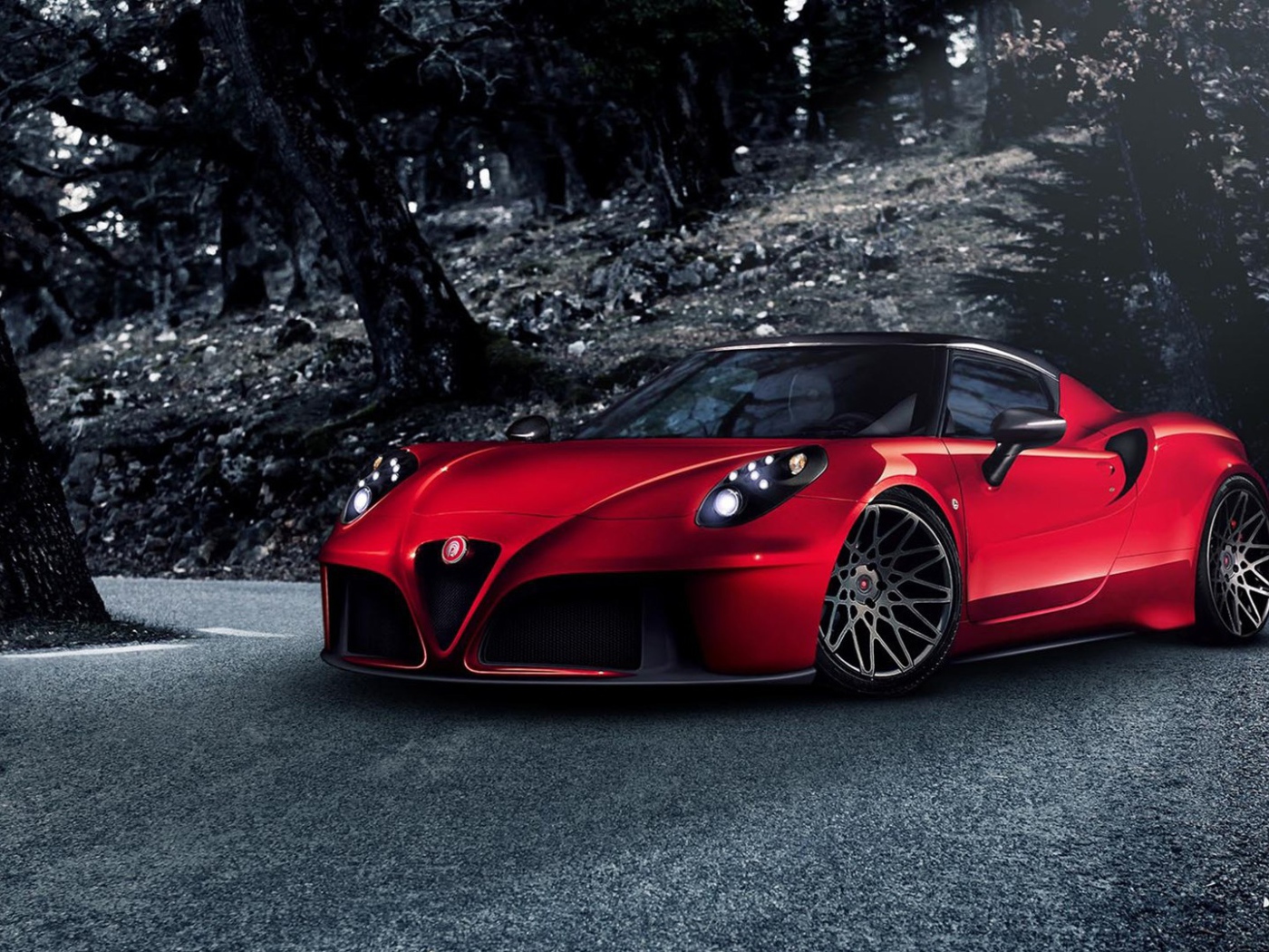 Гоночный Alfa Romeo 4C 2014 года