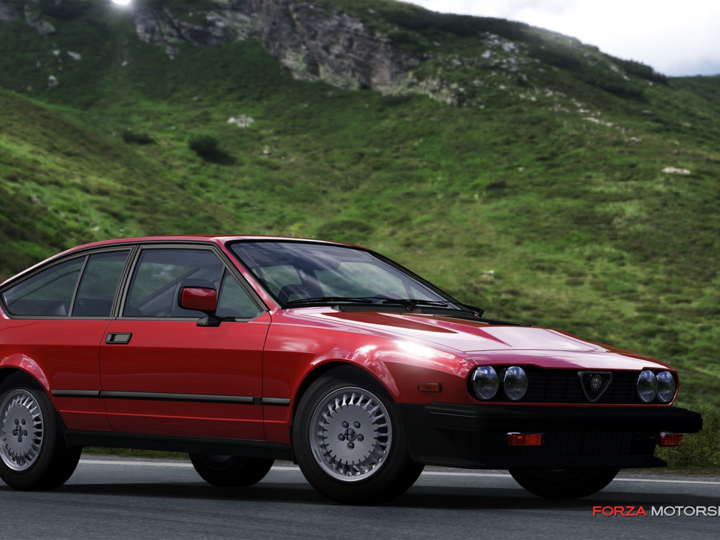 Красивый автомобиль Alfa Romeo alfetta