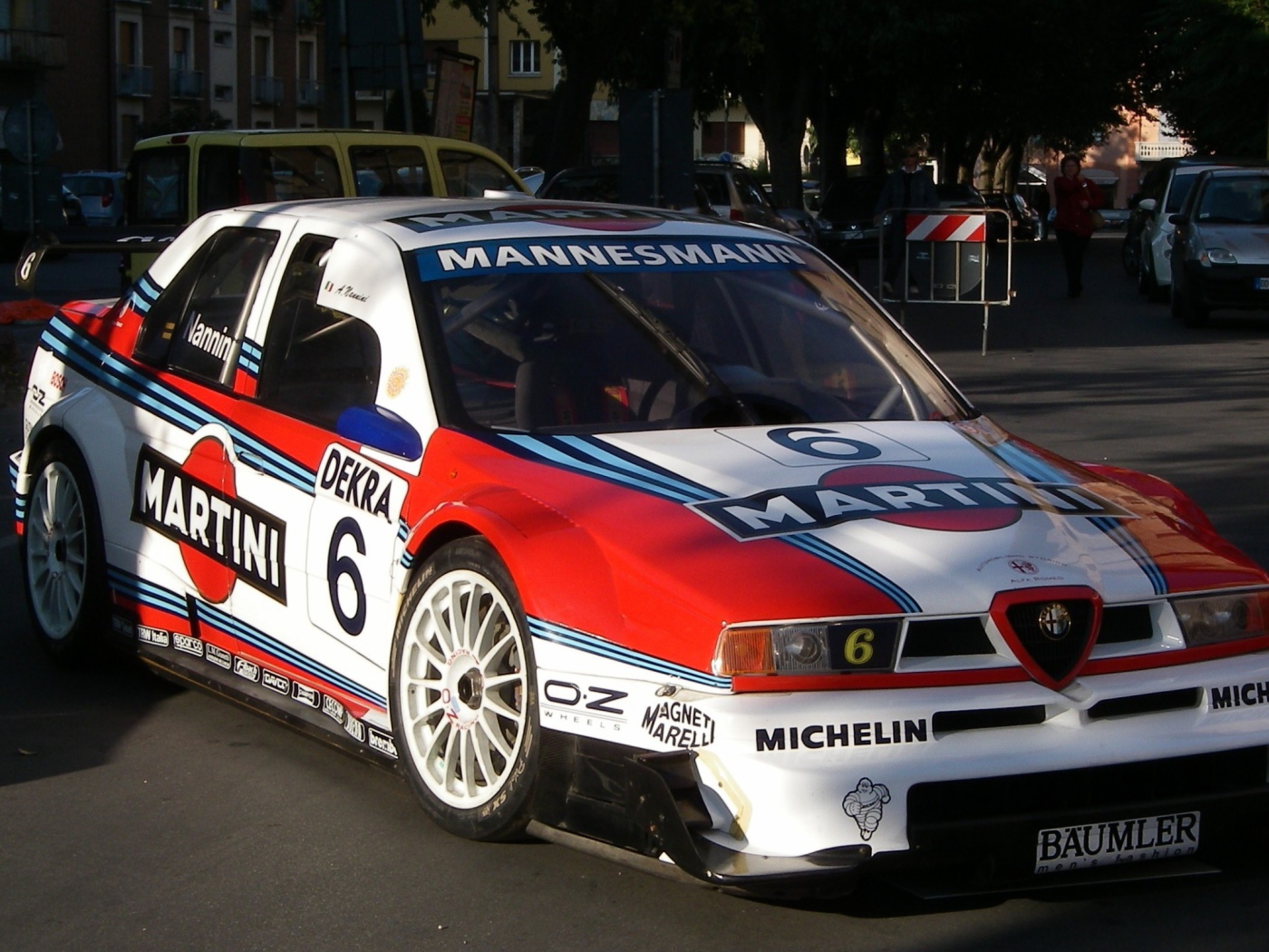 Надежный автомобиль Alfa Romeo 155