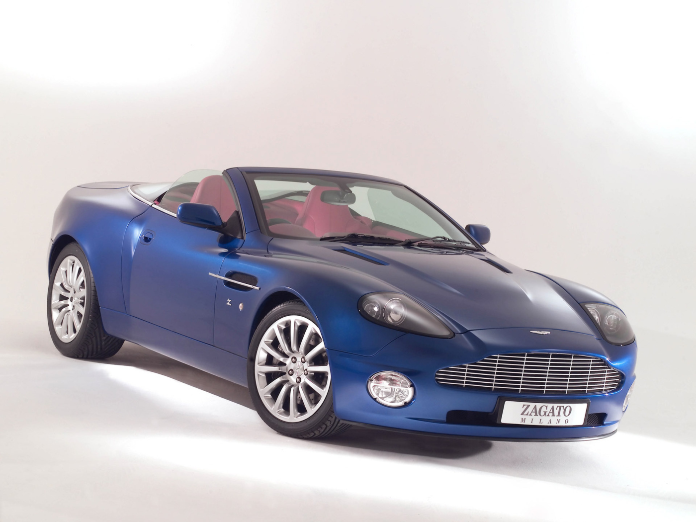 Тест драйв автомобиля Aston Martin db7