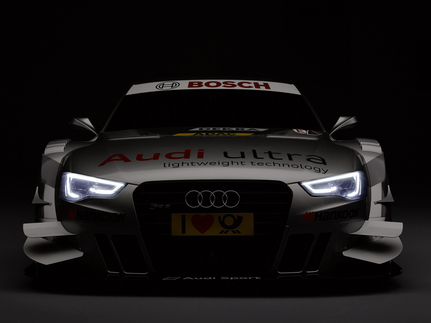 Новая машина Audi 2013