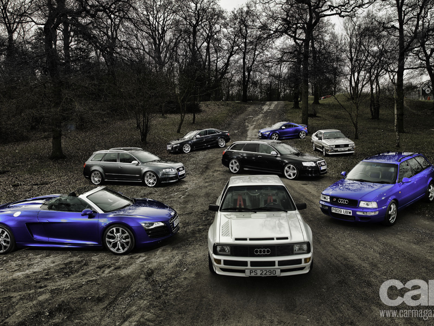 Красивый автомобиль Audi quattro