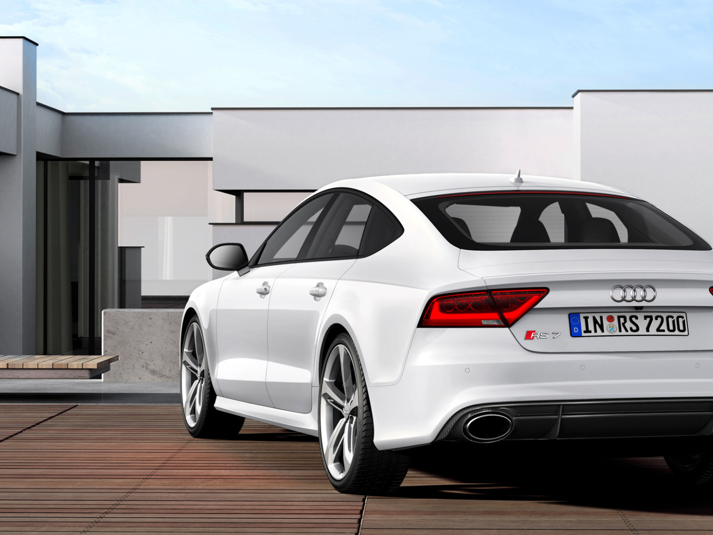 Красивый автомобиль Audi rs7 в Москве