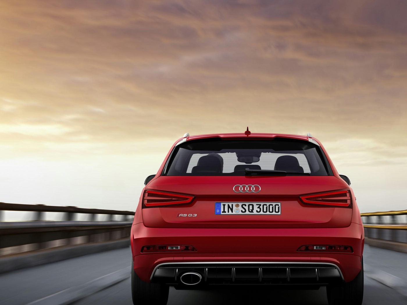 Надежная машина Audi RS Q3 2014 года