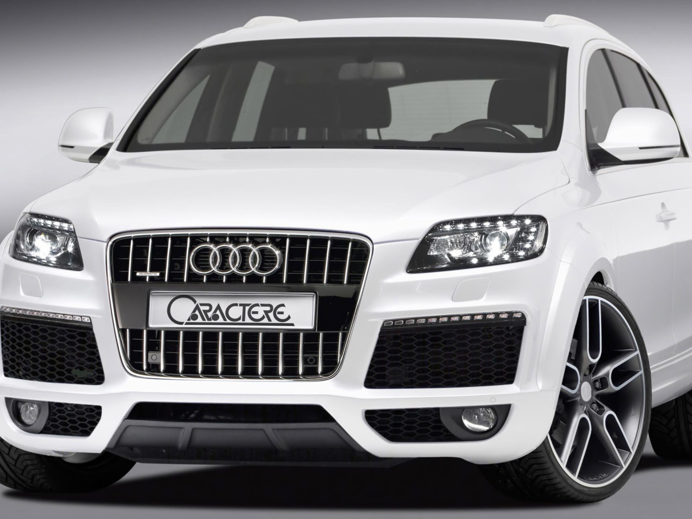 Надежная машина Audi q7