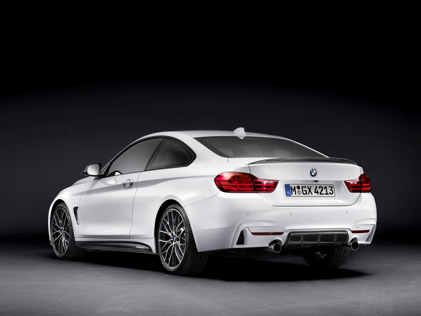 Новая машина BMW 4-series 2014 года