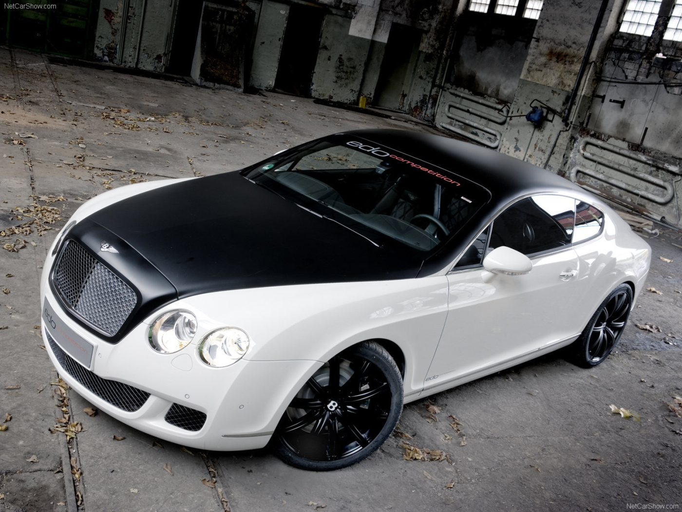 Спортивный Bentley Continental GT