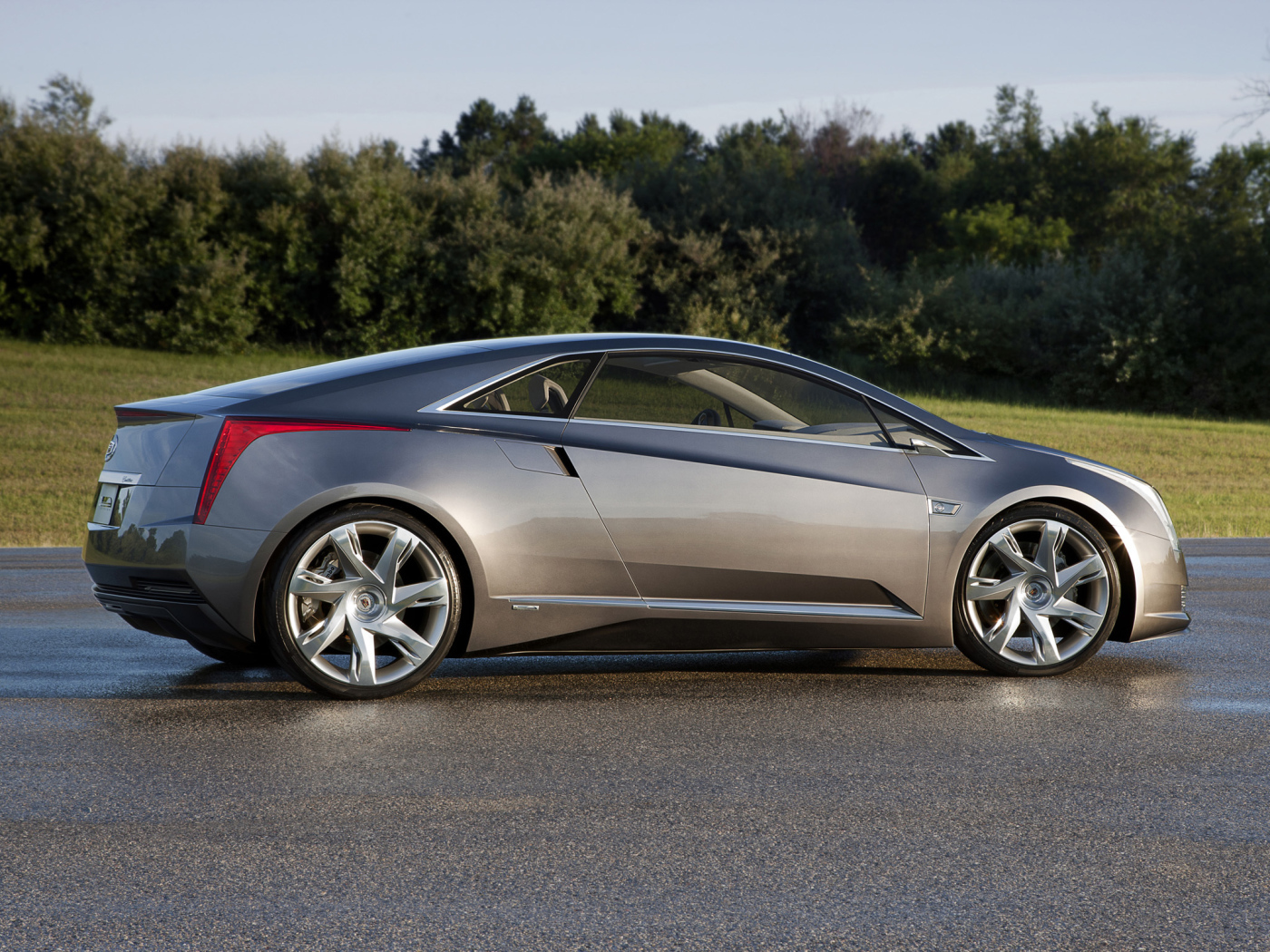 Новая машина Cadillac ERL 2014 года