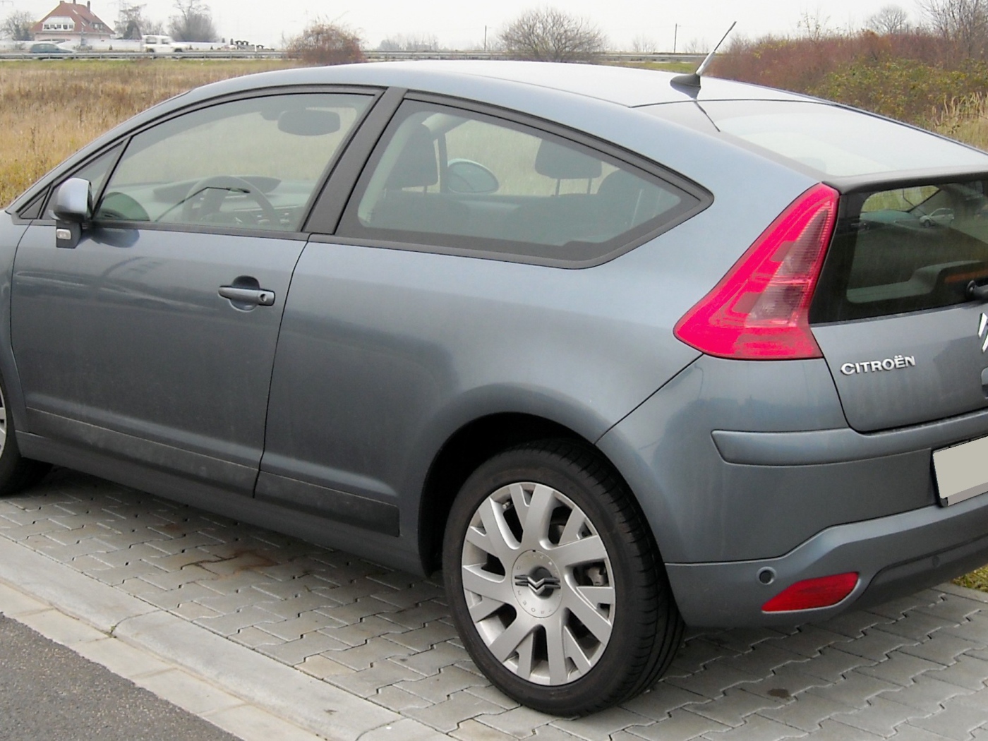 Серый Citroen C4