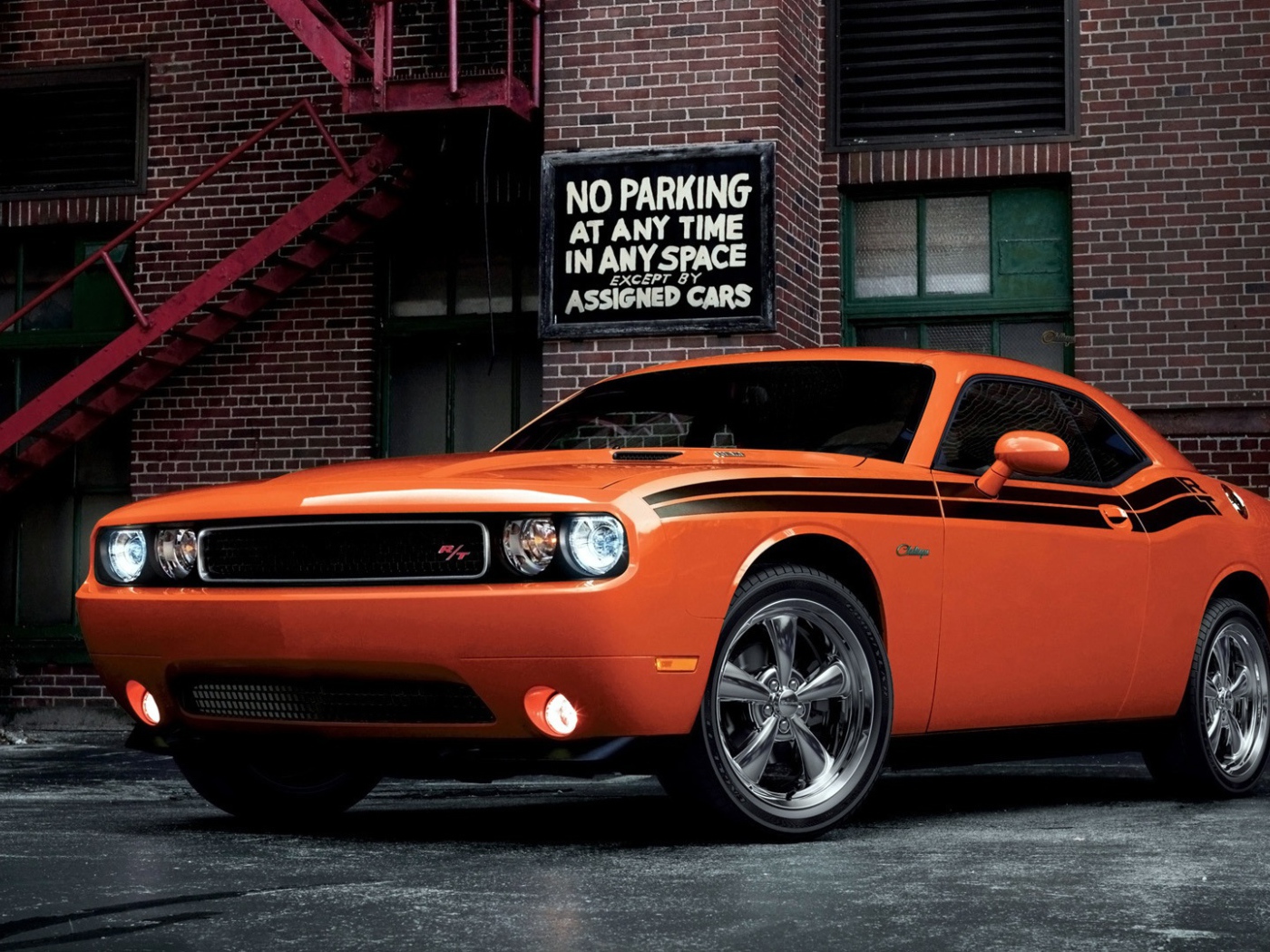 Dodge Challenger RT классический