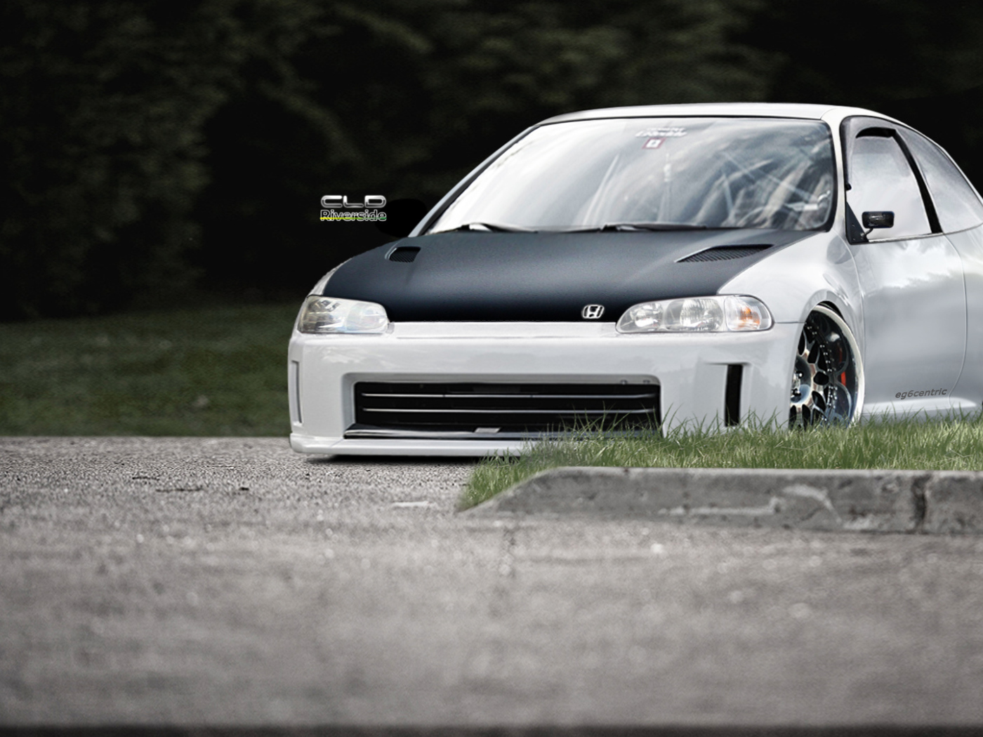 Красивый автомобиль Honda Civic 5D в Москве