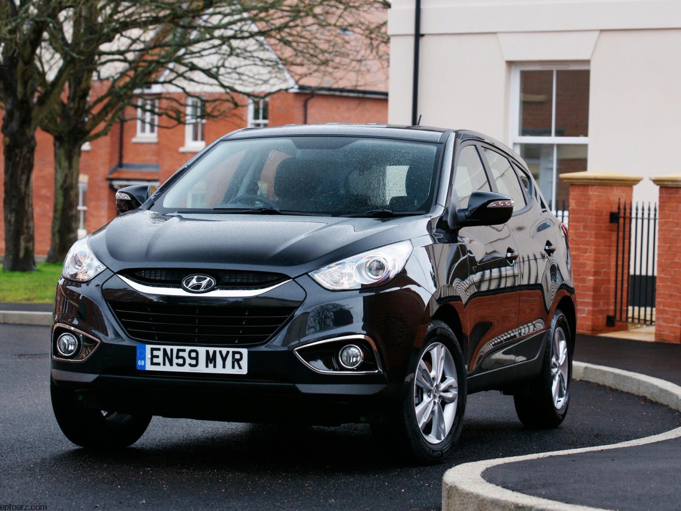 Красивый автомобиль Hyundai IX35 в Москве