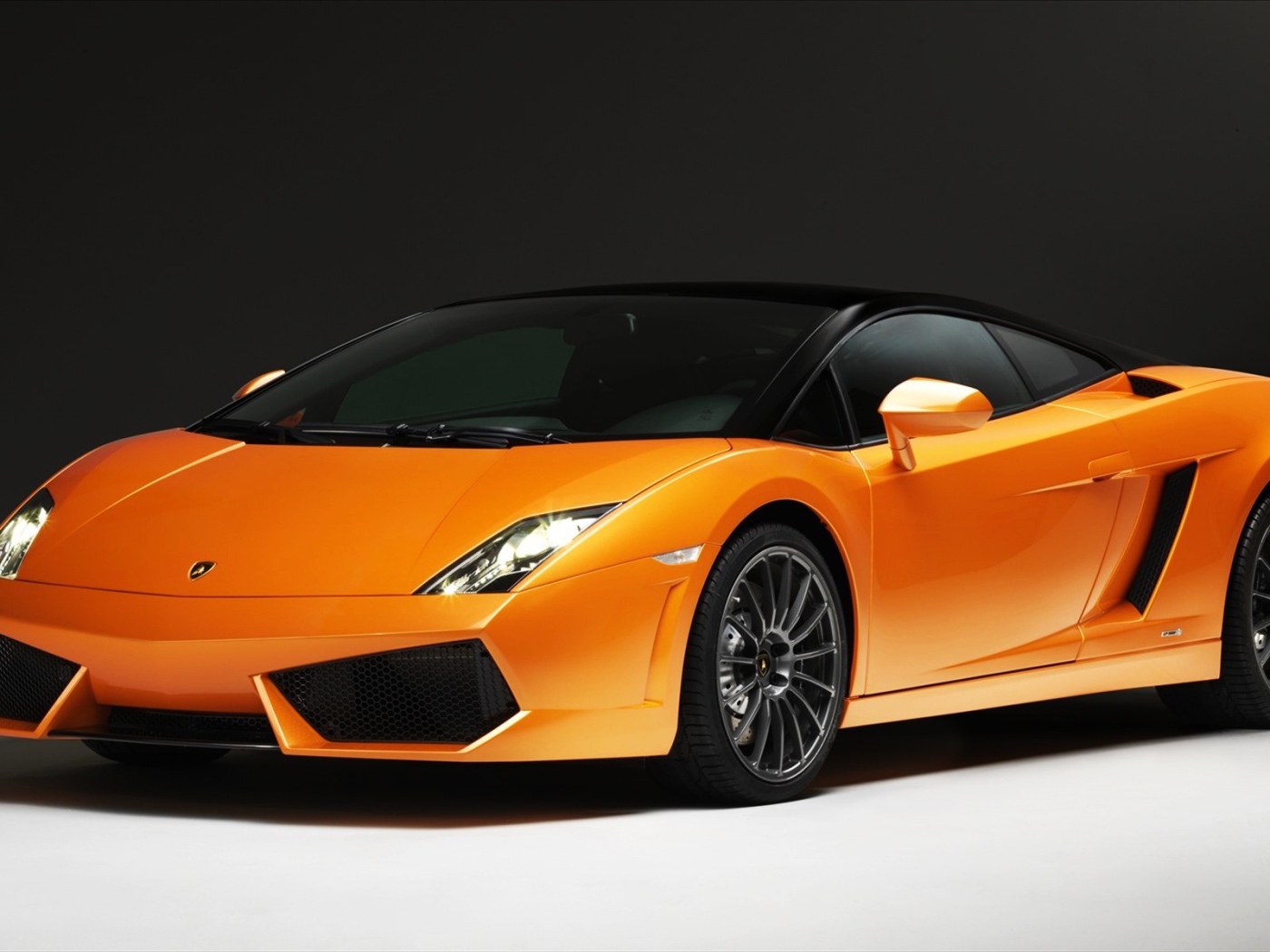 Lamborghini gallardo двухцветный