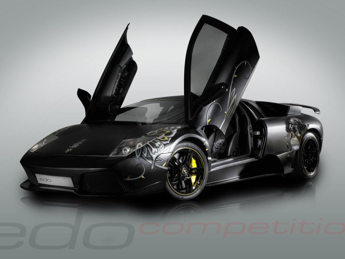 Тест драйв автомобиля Lamborghini Murcielago