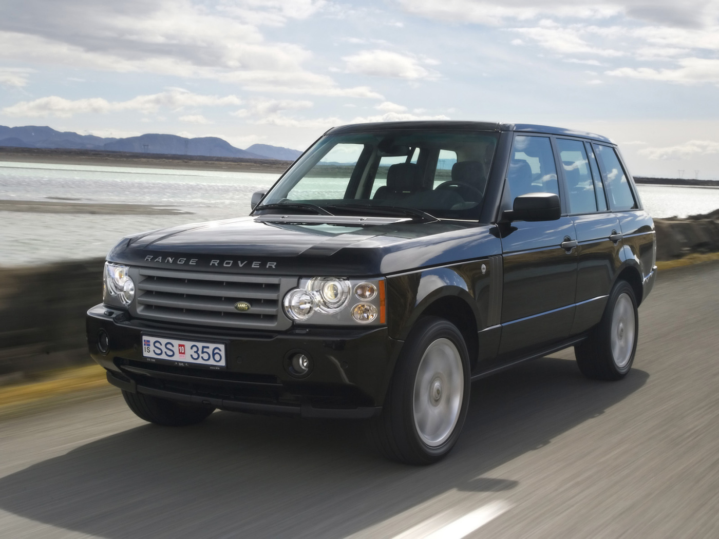 Новая машина Land Rover A8