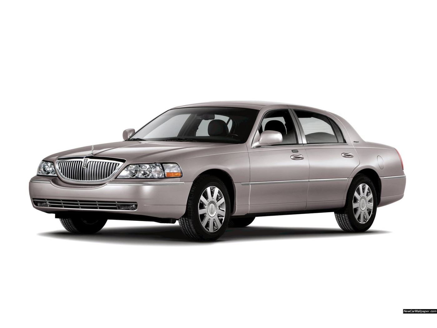 Фото автомобиля Lincoln Town Car