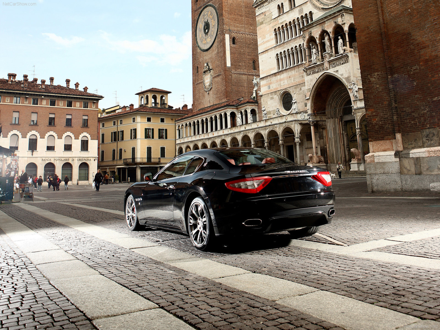 Новая машина Maserati Granturismo