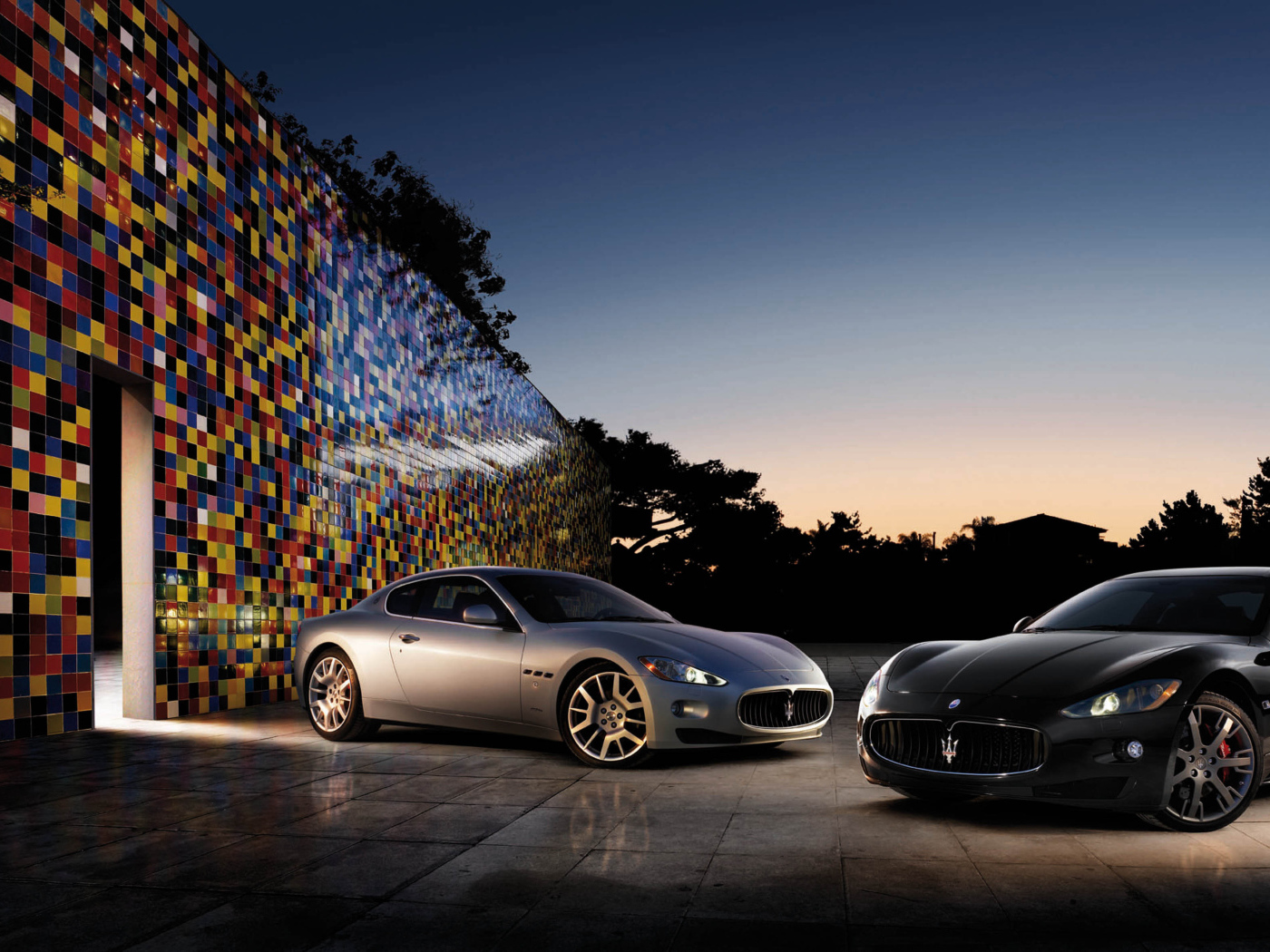 Надежный автомобиль Maserati Granturismo