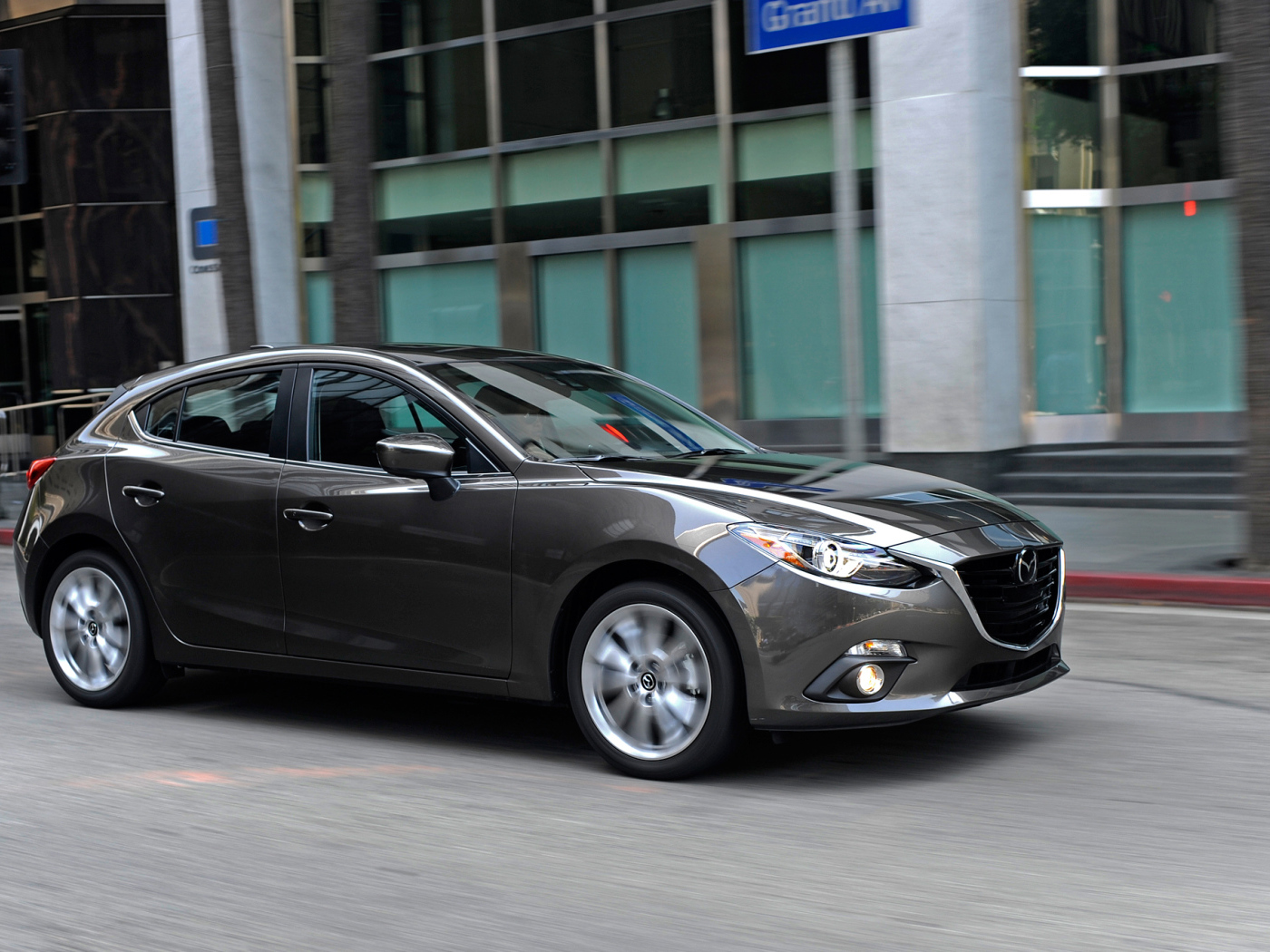 Фото автомобиля Mazda 3 2014