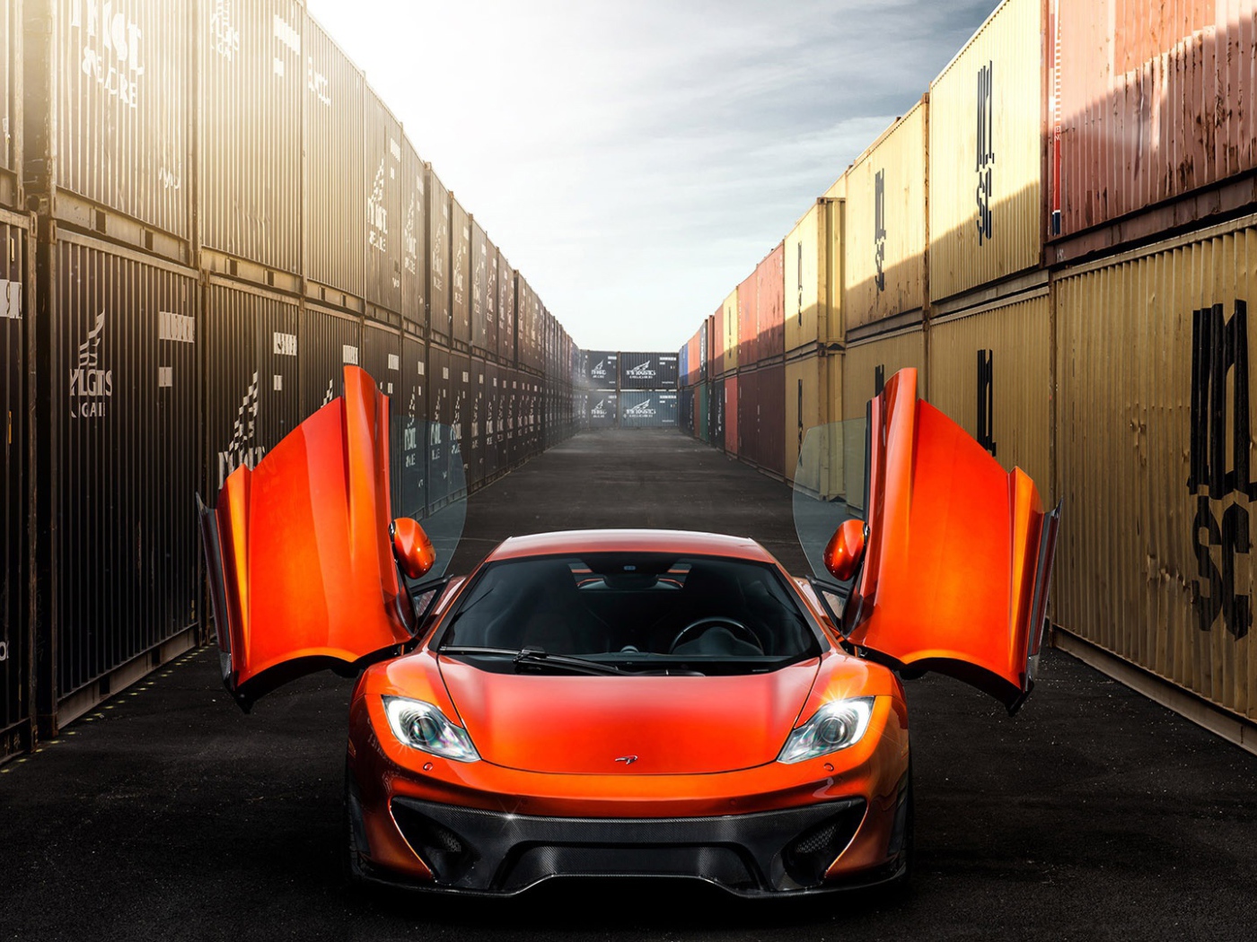 Красный Vorsteiner McLaren 12c mp4 VX
