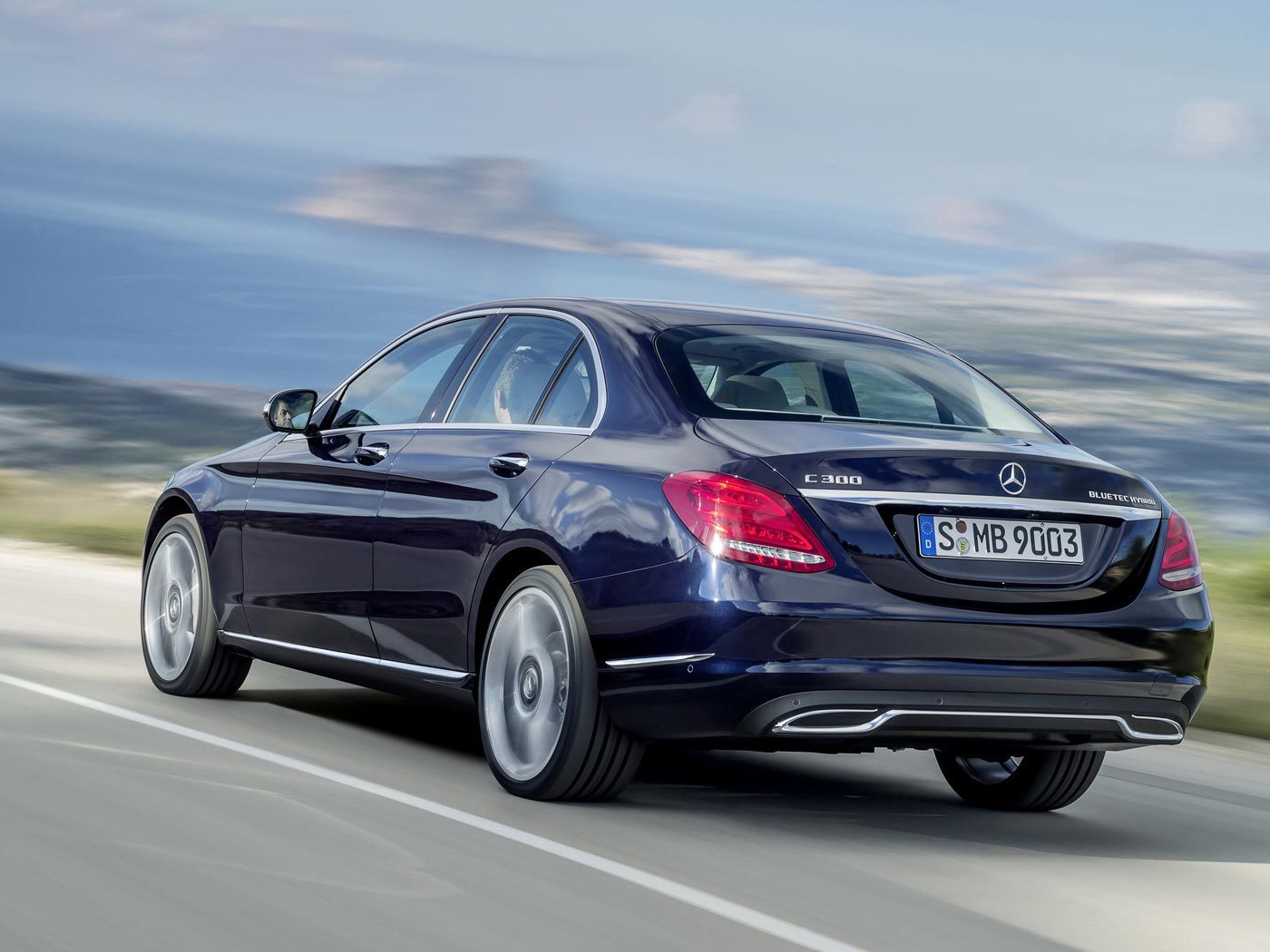 Mercedes C class 2014 в дороге