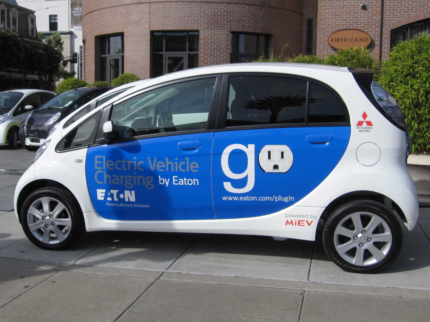 Новый автомобиль Mitsubishi Electric