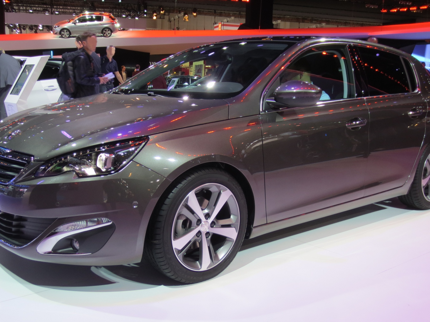 Блистательный Peugeot 308